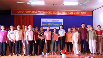 Hội Phụ nữ xã Yên Bình ra mắt mô hình Tiết kiệm theo gương Bác
