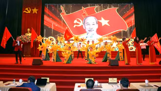 Phường Cam Đường gặp mặt kỷ niệm 96 năm Ngày thành lập Đảng