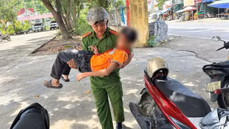 Công an xã Bảo Hà kịp thời giúp đưa 1 học sinh bị ngã xe đến cơ sở y tế