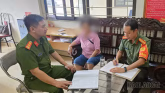 Công an xã Bát Xát kịp thời ngăn chặn vụ lừa đảo quà tặng quốc tế, giúp người dân tránh mất 140 triệu đồng