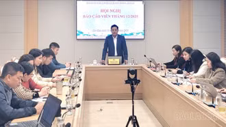 Hội nghị báo cáo viên tháng 12 năm 2025
