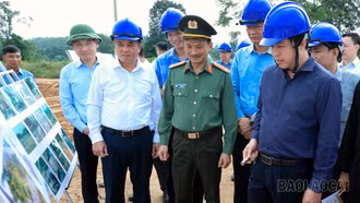 Thường trực Tỉnh ủy kiểm tra tiến độ triển khai hai khu công nghiệp tại Gia Phú