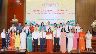 Thí sinh Nguyễn Hải Quỳnh đoạt giải Nhất Hội thi học viên học giỏi lý luận chính trị năm 2024