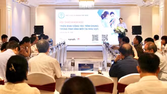 Hội thảo khoa học "triển khai công tác tiêm chủng trong tình hình mới tại khu vực"