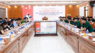 Bộ Tham mưu - Quân khu 2 kiểm tra công tác quốc phòng, quân sự địa phương tại xã Mậu A