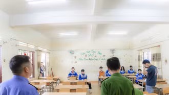 Khởi tố đối tượng cưỡng ép học sinh lớp 8 dẫn đến tự tử