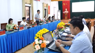 Đoàn giám sát số 11 của Tỉnh ủy làm việc với Ban Thường vụ Đảng ủy xã Khao Mang và Lao Chải