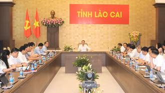 Chủ tịch UBND tỉnh Nguyễn Tuấn Anh và Đoàn giám sát số 03 của Tỉnh ủy làm việc với Ban Thường vụ Đảng ủy 8 xã, phường