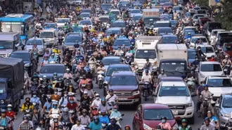 Không có chuyện cấm ô tô sản xuất trước năm 2018 vào Hà Nội