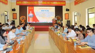Khảo sát việc thực hiện chính sách giáo dục, y tế, đất đai đối với đồng bào dân tộc thiểu số tại Lào Cai