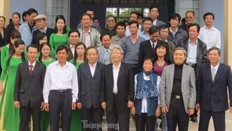 Người dân Quảng Ngãi tiếc thương nguyên Chủ tịch nước Trần Đức Lương