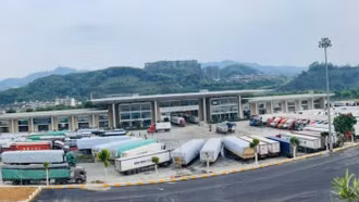 Chú trọng phát triển hạ tầng dịch vụ logistics phục vụ thương mại biên giới