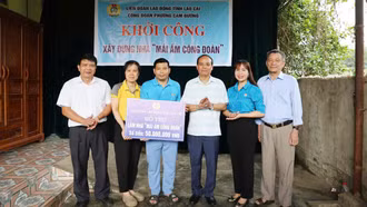 Công đoàn phường Cam Đường khởi công xây dựng nhà “Mái ấm công đoàn” cho đoàn viên khó khăn