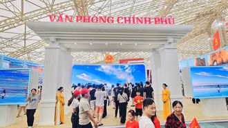 Kéo dài thời gian Triển lãm thành tựu Đất nước đến hết ngày 15/9/2025