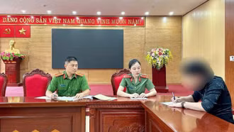 Công an xã Bát Xát xử phạt 12,5 triệu đồng một cơ sở kinh doanh dịch vụ trò chơi điện tử công cộng hoạt động quá giờ quy định