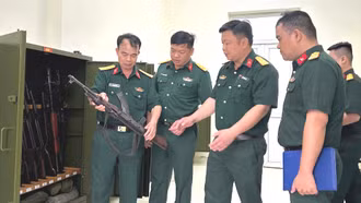 Quân khu 2 kiểm tra toàn diện kết quả thực hiện nhiệm vụ quân sự - quốc phòng tại Bộ CHQS tỉnh Lào Cai