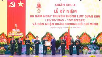 Tổng Bí thư Tô Lâm dự Lễ kỷ niệm 80 năm Ngày truyền thống Lực lượng vũ trang Quân khu 4