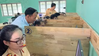 Cục CSGT trao đổi về phương hướng sát hạch giấy phép lái xe thời gian tới