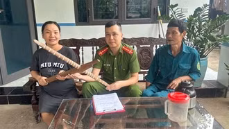 Công an xã Yên Bình quyết liệt thu hồi 'mầm họa' ở vùng cao