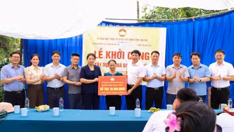 Khởi công xây dựng nhà “Đại đoàn kết” cho hộ cận nghèo tại xã Bát Xát