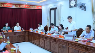 Đoàn công tác của Ban Tuyên giáo và Dân vận Tỉnh ủy kiểm tra việc thực hiện dân chủ ở cơ sở tại xã Lục Yên