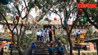 Bắc Ninh bùng nổ tour du lịch miễn phí theo dấu MV 'Bắc Bling'