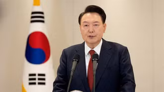 Tòa án Hàn Quốc phê chuẩn lệnh bắt giữ Tổng thống Yoon Suk Yeol