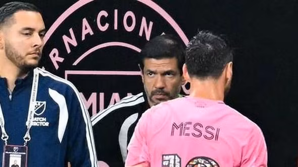 Inter Miami thắng đẹp, Messi ôm đùi rời sân trước thềm World Cup