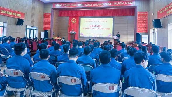 Ban Chỉ huy Quân sự xã Bản Lầu ra quân huấn luyện dân quân năm 2026