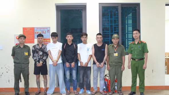 Công an phường Lào Cai liên tiếp triệt phá hai vụ mua bán, tổ chức sử dụng và sử dụng trái phép chất ma túy