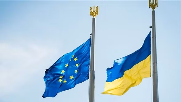 EU duyệt cho Ukraine vay 105 tỷ USD, siết chặt trừng phạt Nga
