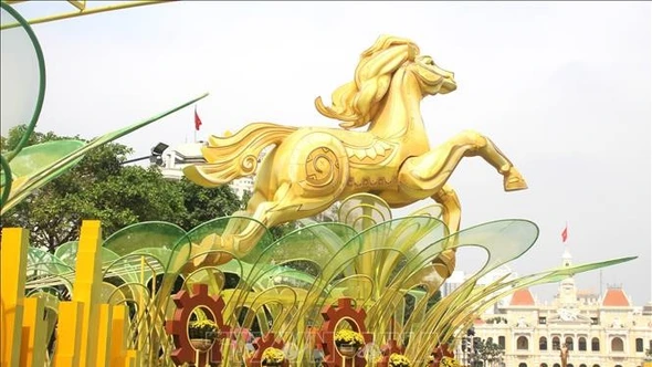 Linh vật ngựa trong văn hóa Việt - biểu tượng của sức mạnh ý chí bền bỉ và thành công