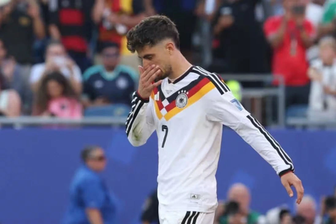 kai-havertz-phan-ung-sau-khi-da-hong-qua-phat-den.jpg