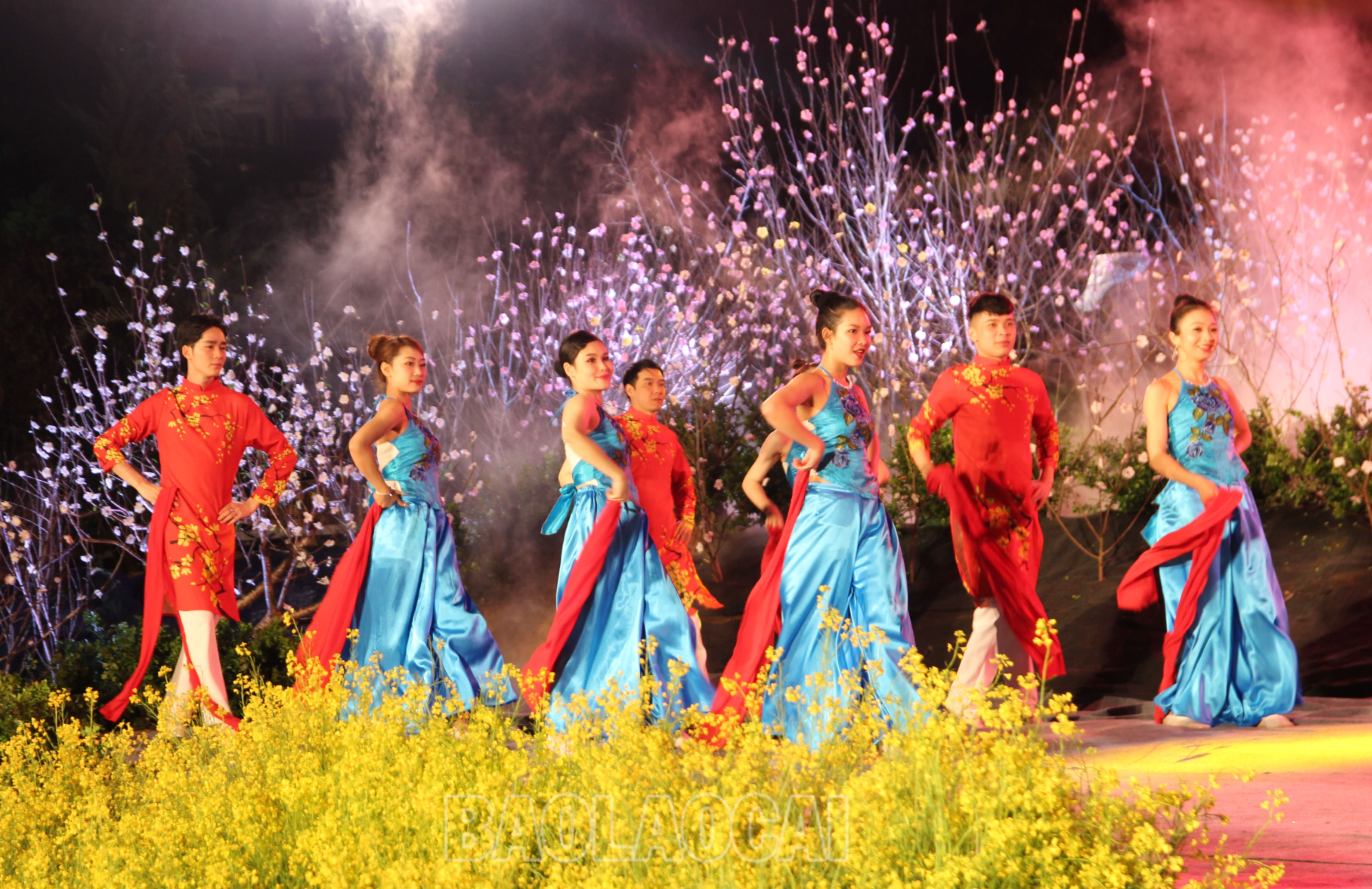Tiết mục Nắng xuân. 6.jpg