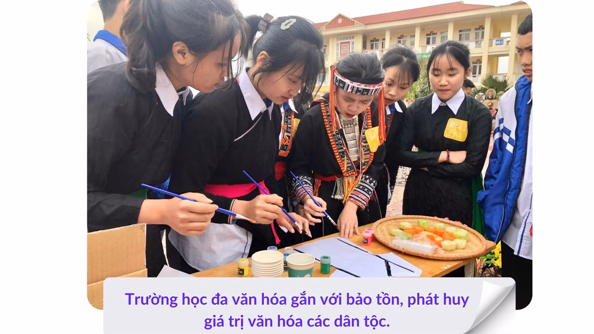 Giáo dục văn hóa truyền thống trong nhà trường.jpeg