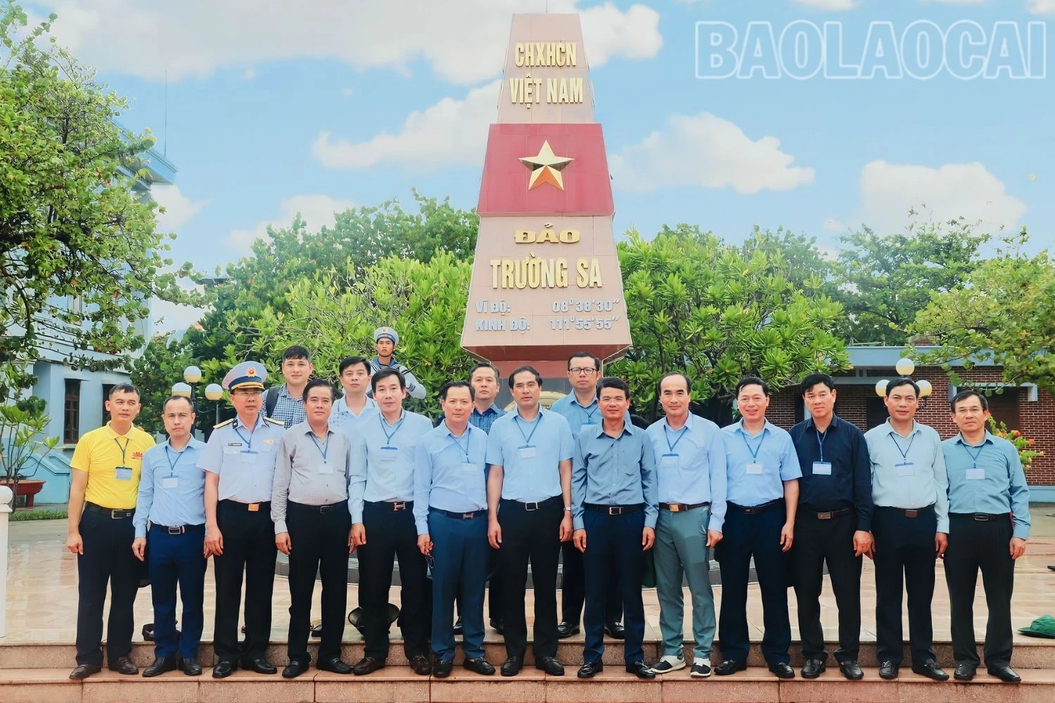 Đoàn công tác tỉnh Lào Cai tại đảo Trường Sa.