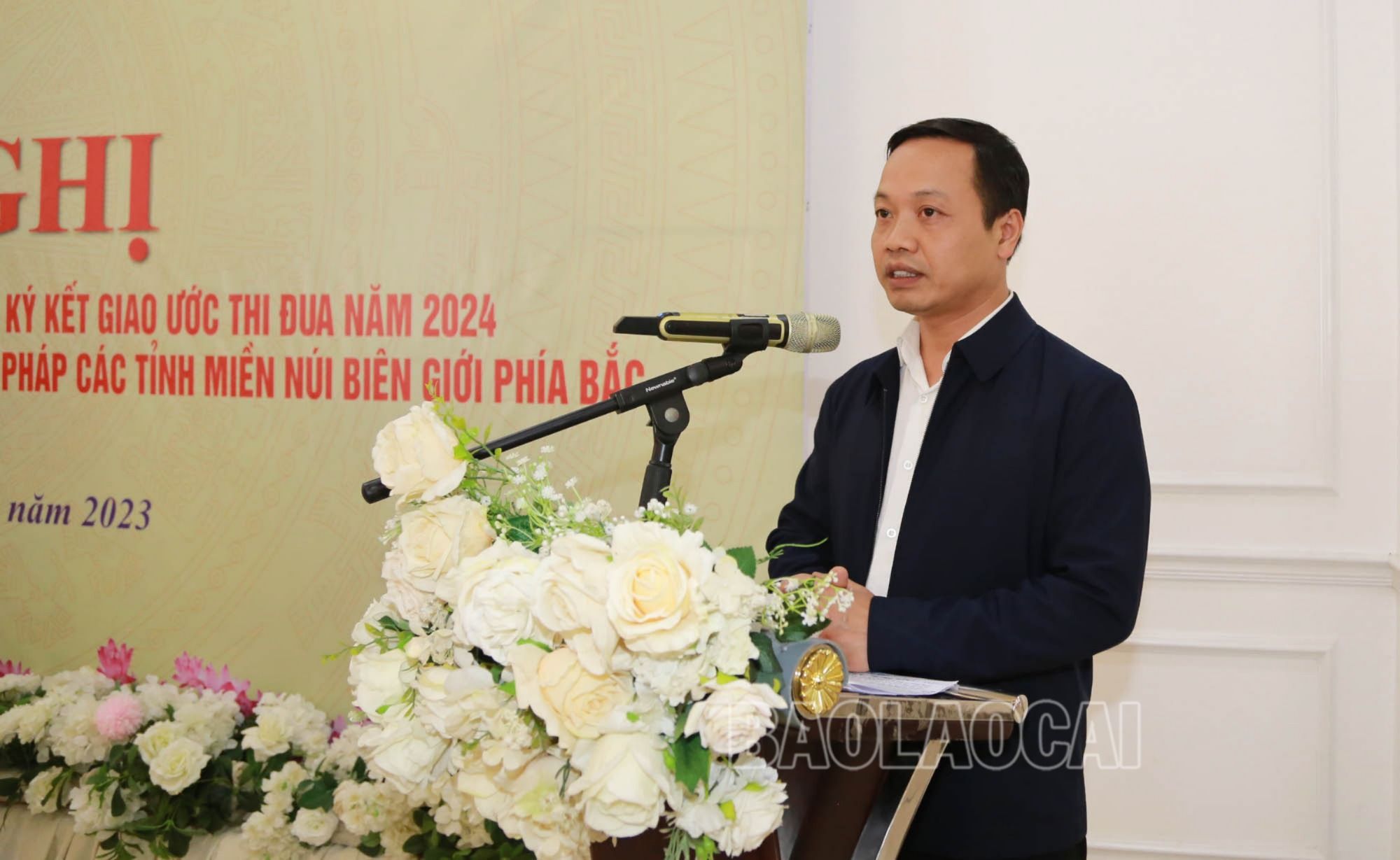 Thứ trưởng Bộ Tư pháp Trần Tiến Dũng phát biểu chỉ đạo hội nghị. img-2412-2615-5987.jpg