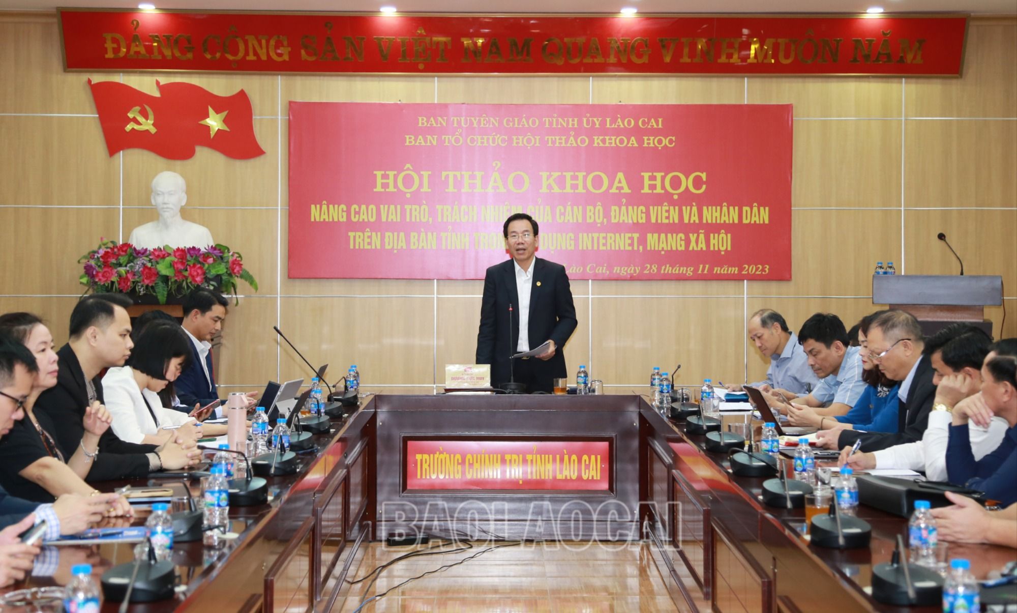Trưởng Ban Tuyên giáo Tỉnh ủy Dương Đức Huy kết luận hội thảo. a11.JPG