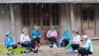 Phát động phong trào thi đua “Phụ nữ Lào Cai phát huy bản sắc văn hóa, nhân ái nghĩa tình”