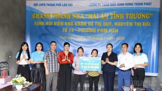 Khánh thành 2 nhà "Mái ấm tình thương" trên địa bàn thành phố Lào Cai