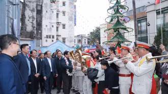 Thủ tướng Phạm Minh Chính chúc mừng giáng sinh tại Giáo xứ Lào Cai