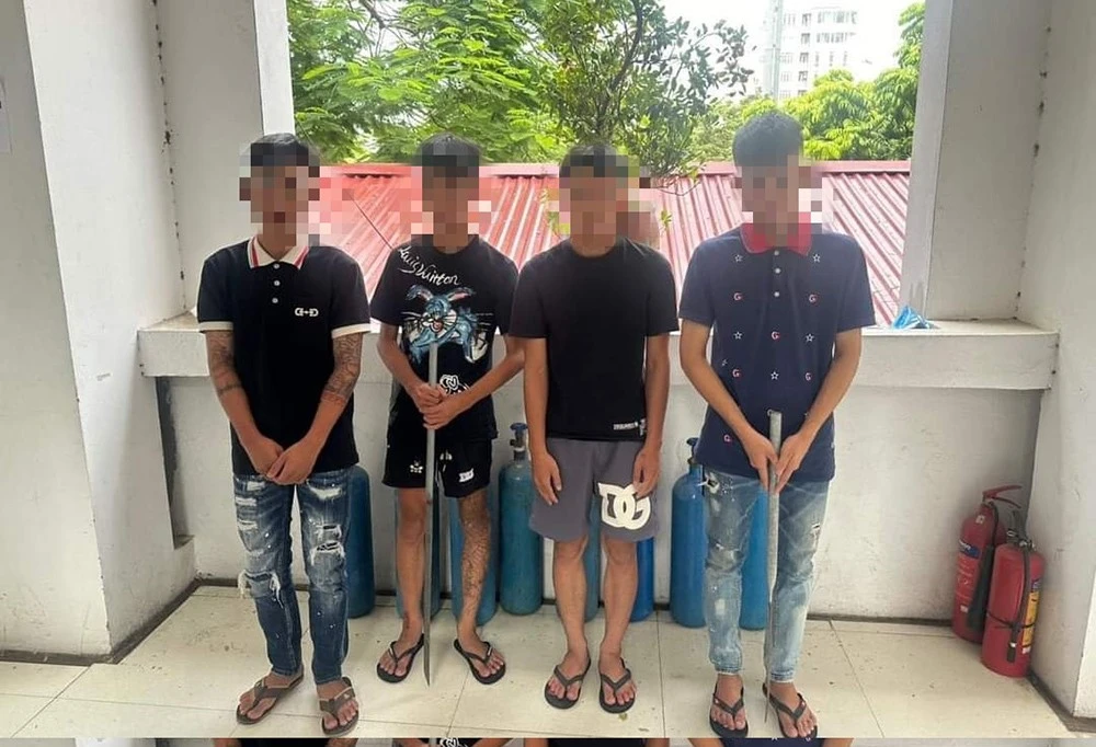 Vĩnh Phúc: Khởi tố 4 bị can vụ 38 thanh, thiếu niên hỗn chiến trên đường ảnh 1