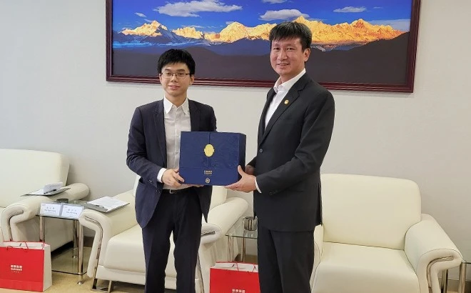 Đoàn công tác tỉnh Yên Bái làm việc với Tập đoàn SUNWAH, Trung Quốc ảnh 2