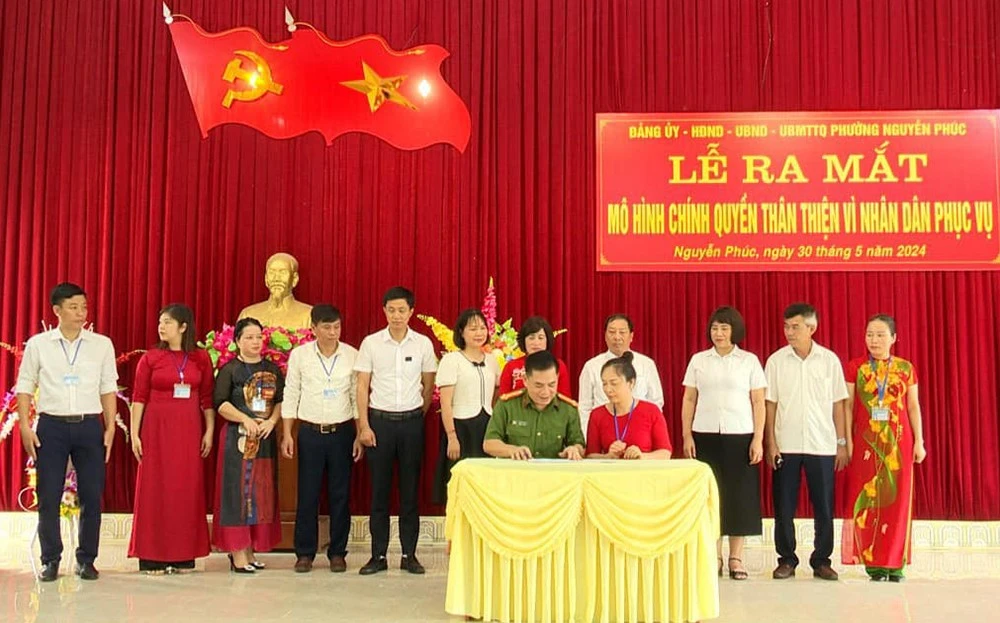 Thành phố Yên Bái nhân rộng mô hình “Chính quyền thân thiện vì nhân dân phục vụ” ảnh 1