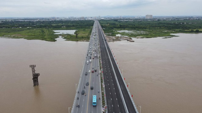 Cầu Vĩnh Tuy 2 thông xe, cây cầu có quy mô rộng nhất bắc qua sông Hồng ảnh 1 Cầu Vĩnh Tuy 2 thông xe, cây cầu có quy mô rộng nhất bắc qua sông Hồng ảnh 1