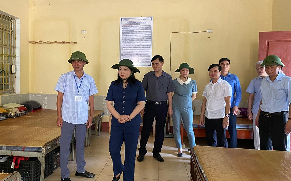 Đồng chí Vũ Thị Hiền Hạnh làm việc với Cơ sở cai nghiện, Trung tâm Công tác xã hội và Bảo trợ xã hội tỉnh Yên Bái ảnh 3 Đồng chí Vũ Thị Hiền Hạnh làm việc với Cơ sở cai nghiện, Trung tâm Công tác xã hội và Bảo trợ xã hội tỉnh Yên Bái ảnh 3