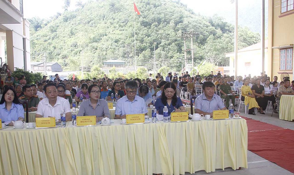 Ngày hội Toàn dân bảo vệ an ninh Tổ quốc tại Xã Minh An (Văn Chấn) ̣ ảnh 1 Ngày hội Toàn dân bảo vệ an ninh Tổ quốc tại Xã Minh An (Văn Chấn) ̣ ảnh 1
