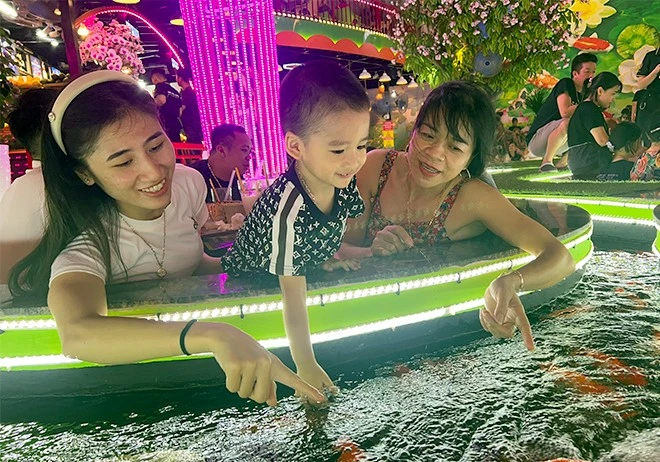 Rock-king Coffee Koi - không gian cà phê cực chill ở thành phố Yên Bái ảnh 2