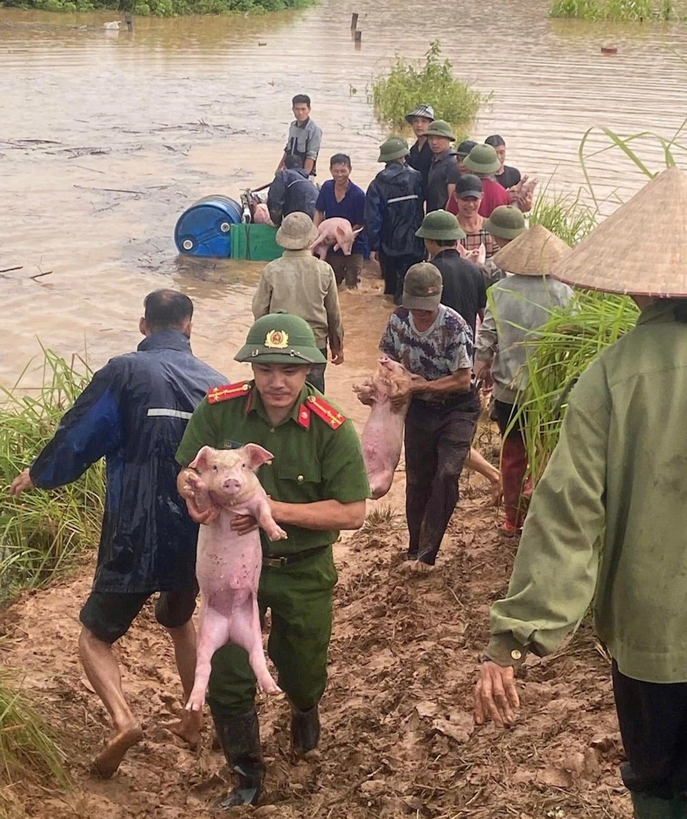Công an huyện Văn Yên - đơn vị tiêu biểu học và làm theo Bác ảnh 1