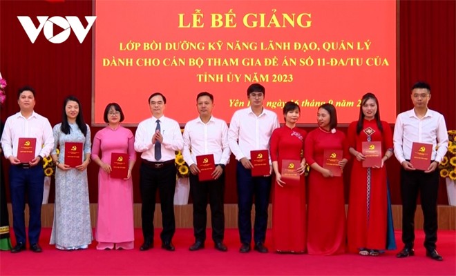 Đào tạo cán bộ để có một Yên Bái “Xanh, hài hòa, bản sắc và hạnh phúc” ảnh 1